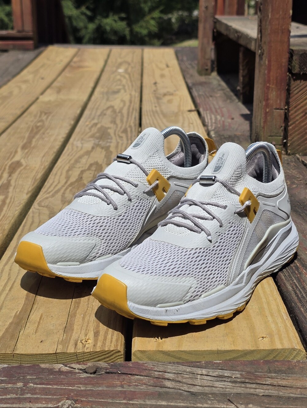 North Face, Womens Vectiv, Running, Trail, Hiking Sneakers Gray, Yellow, Sz 9 US
